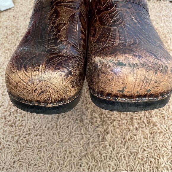Dansko 41 professional clogs slip on shoes weathered tooled brown shoe - Picture 8 of 11